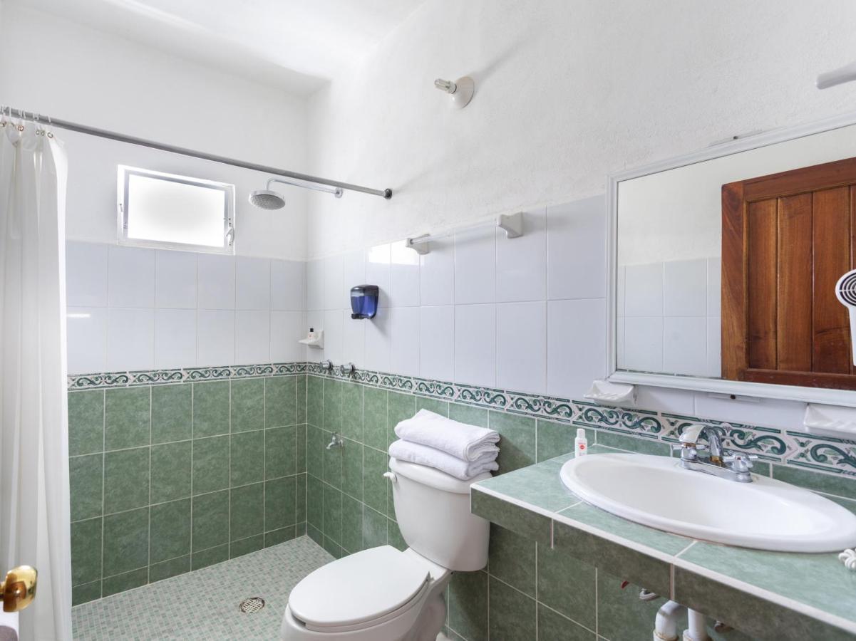 Hotel Costa Azul Chetumal Eksteriør billede